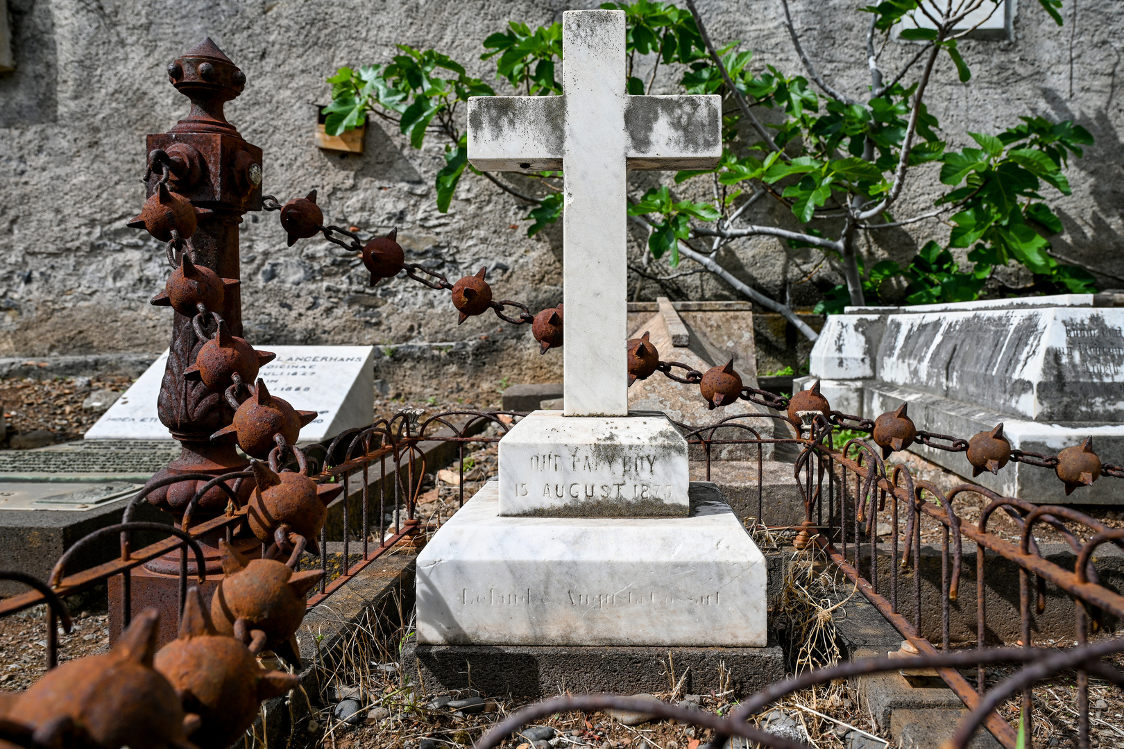 Cemitério Britânico da Madeira 02