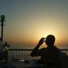 cena con tramonto su Stromboli