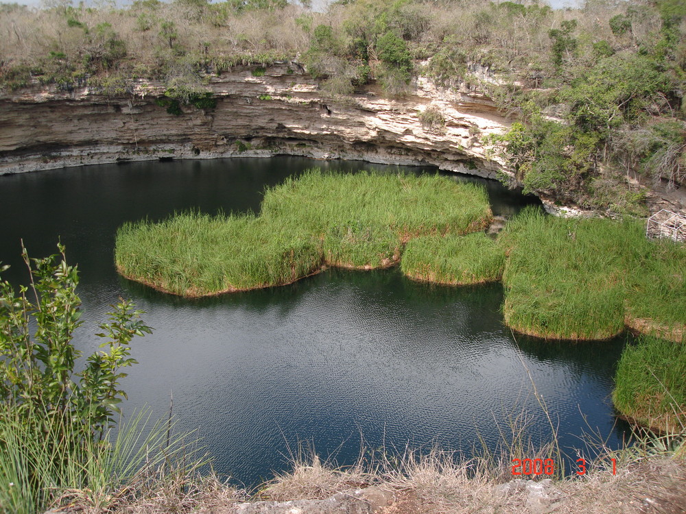 Cenote el Zacaton