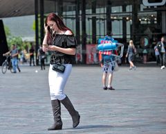 Central Station Rotterdam / Street 207