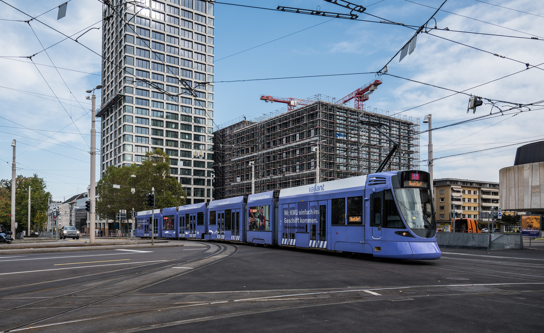 Centralbahnplatz - III -