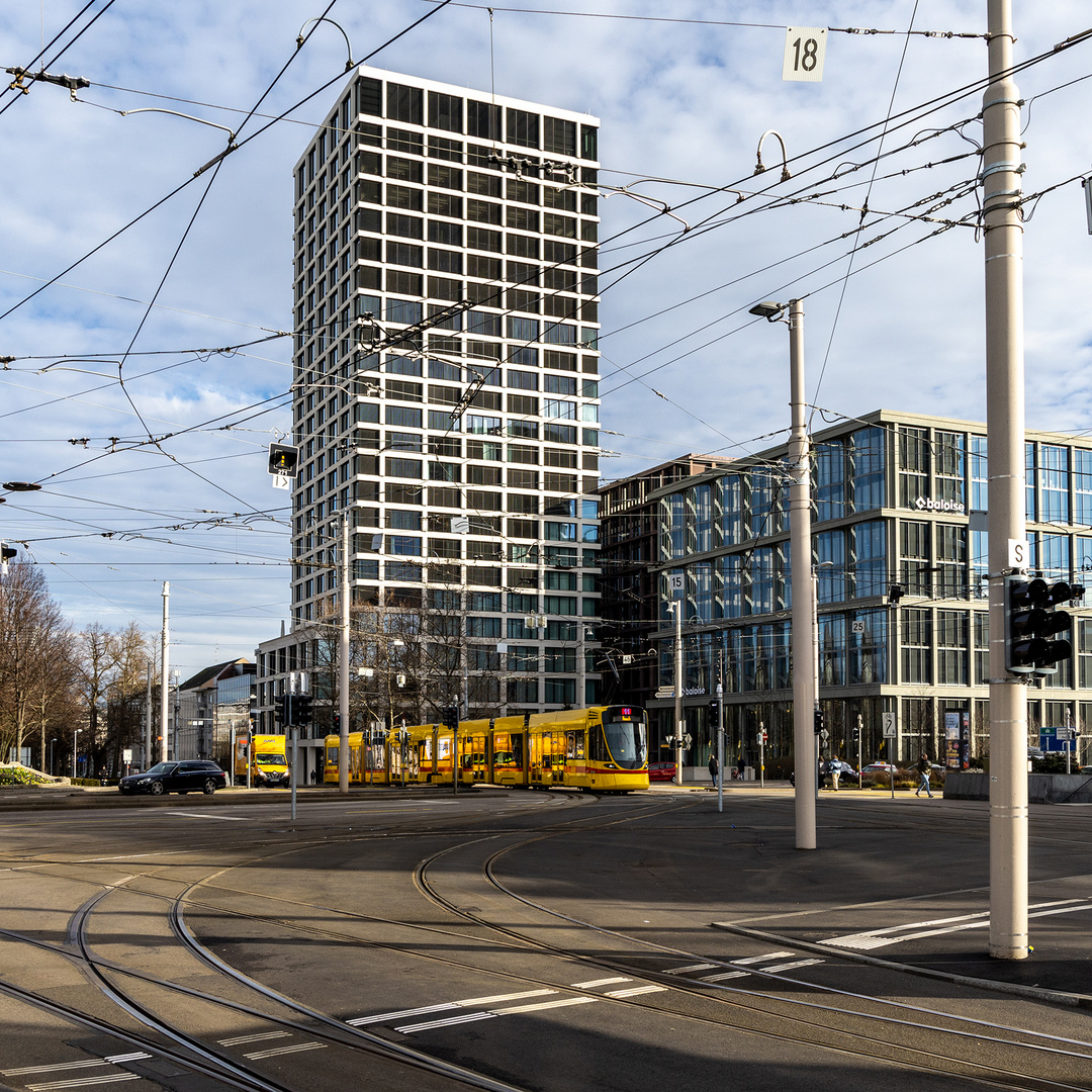 Centralbahnplatz mit neuer Verbindung