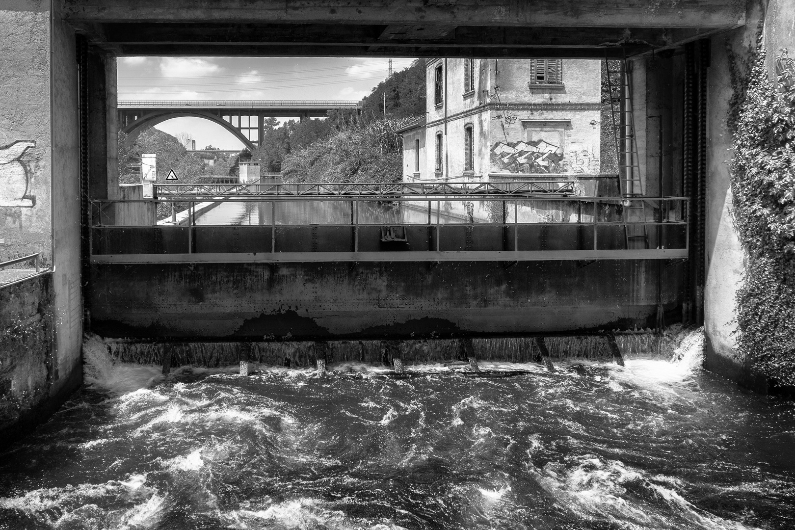 Centrale elettrica di Crespi d'Adda Foto Immagini tecnica e industria, architetture, acqua e Centrale elettrica di Crespi d'Adda Foto Immagini tecnica e industria, architetture, acqua e