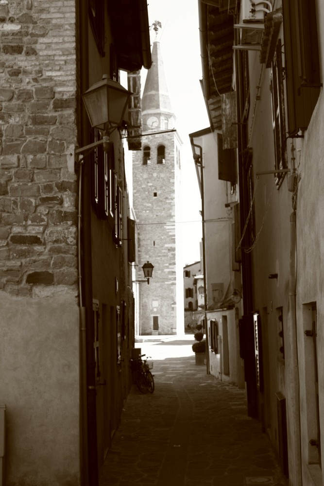 centro storico di grado + campanile