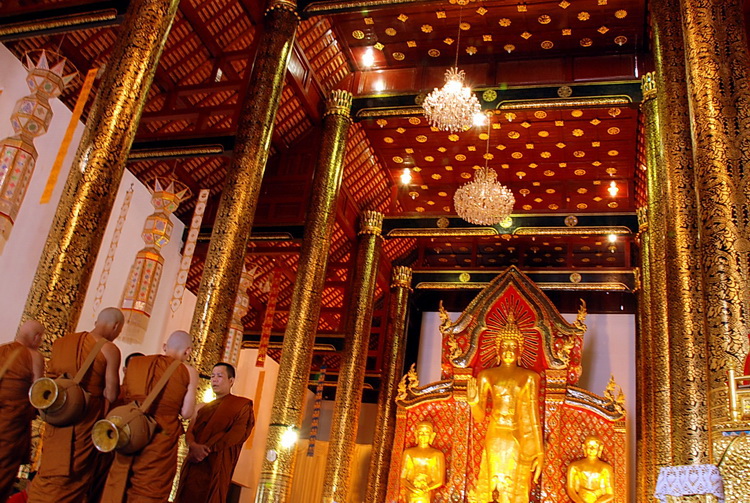 Ceremony for new monk in the Buddhist temple