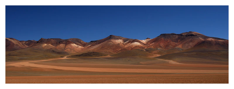 Cerro de Siete Colores Höhe:4100M