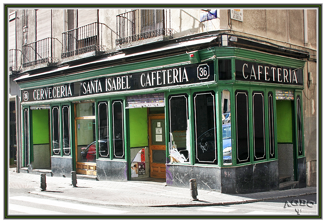 Cervecería - Cafetería Santa Isabel. GKM4