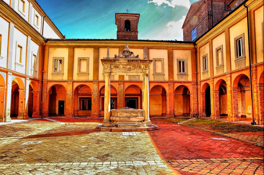 Cesena Chiostro S.Maria del Monte