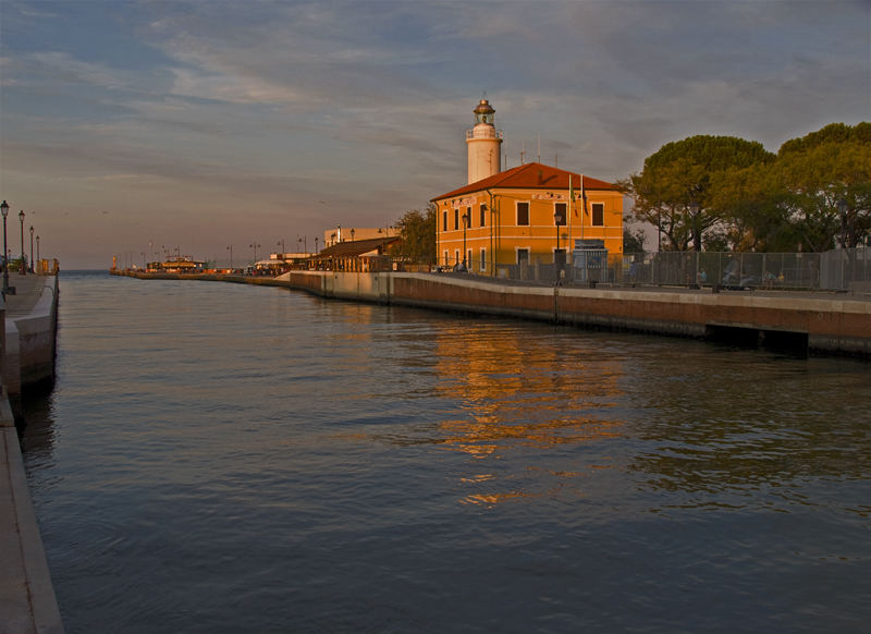 Cesenatico..una tranquila serata dal molo di levante