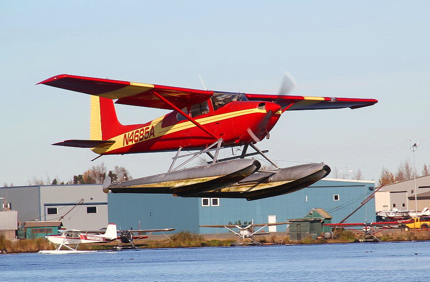 Cessna 180 on floats