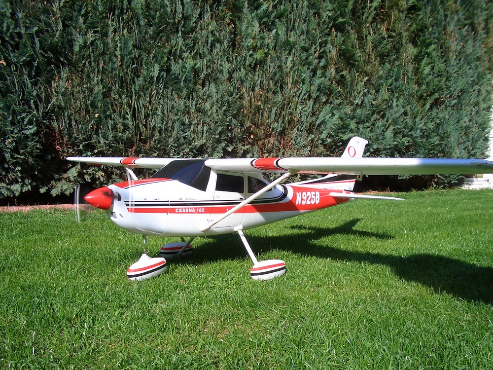 Cessna 182