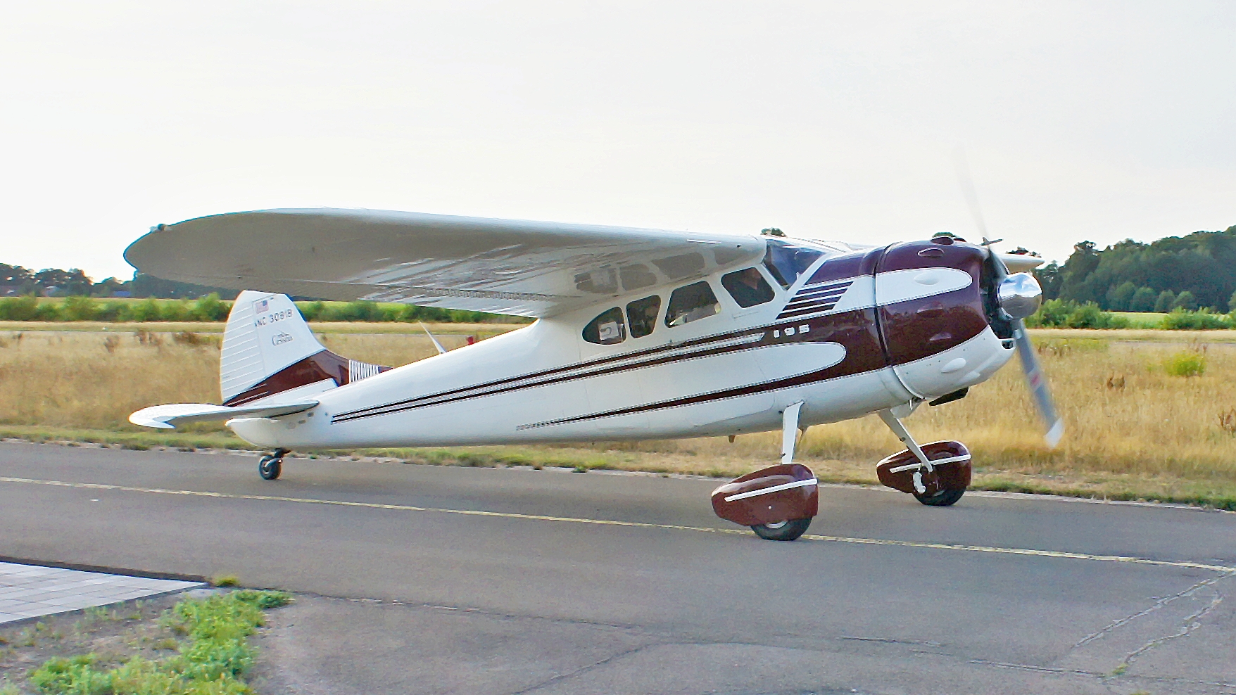 Cessna 195