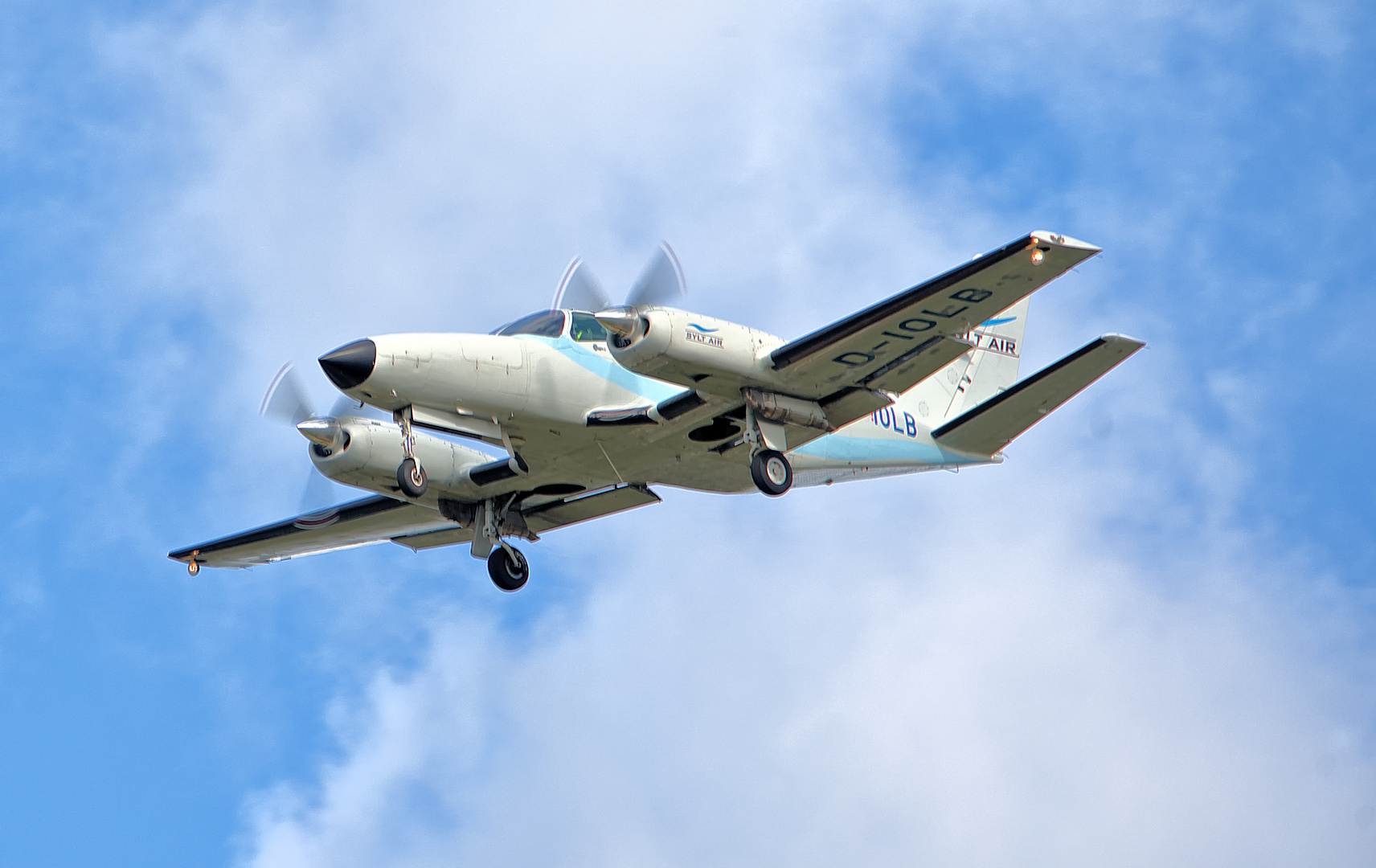  Cessna 404 - Sylt Air