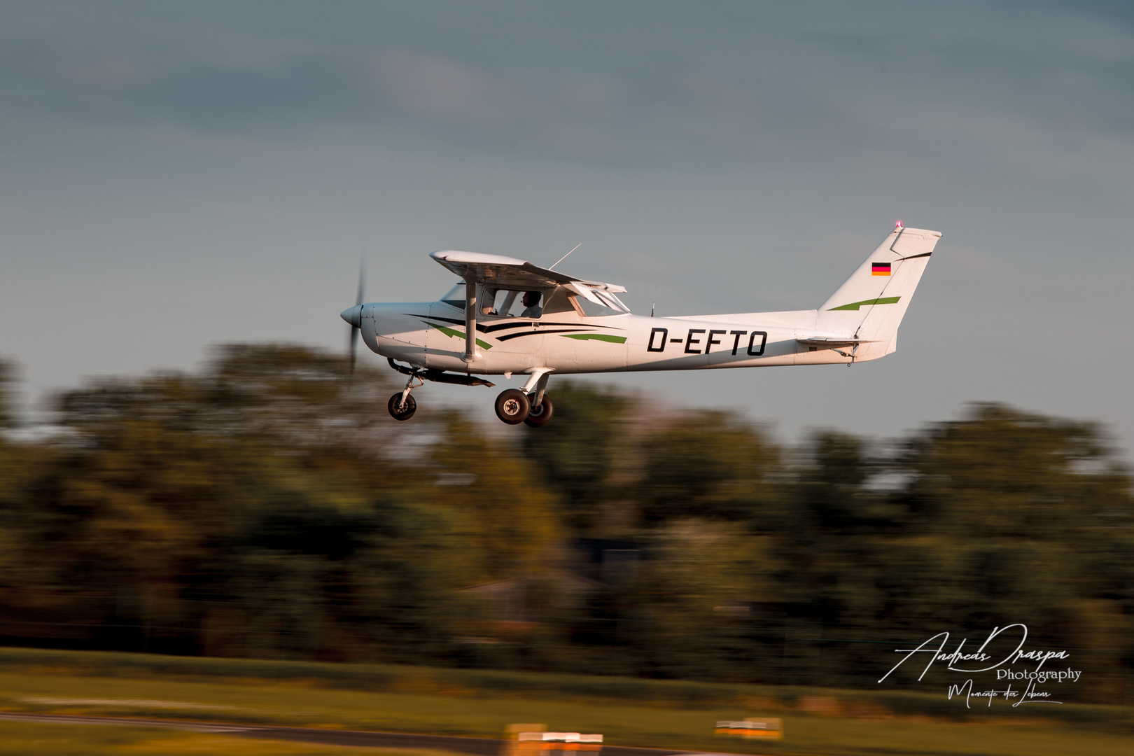 Cessna F152