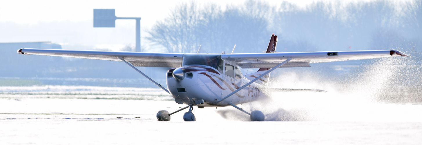 Cessna Take Off