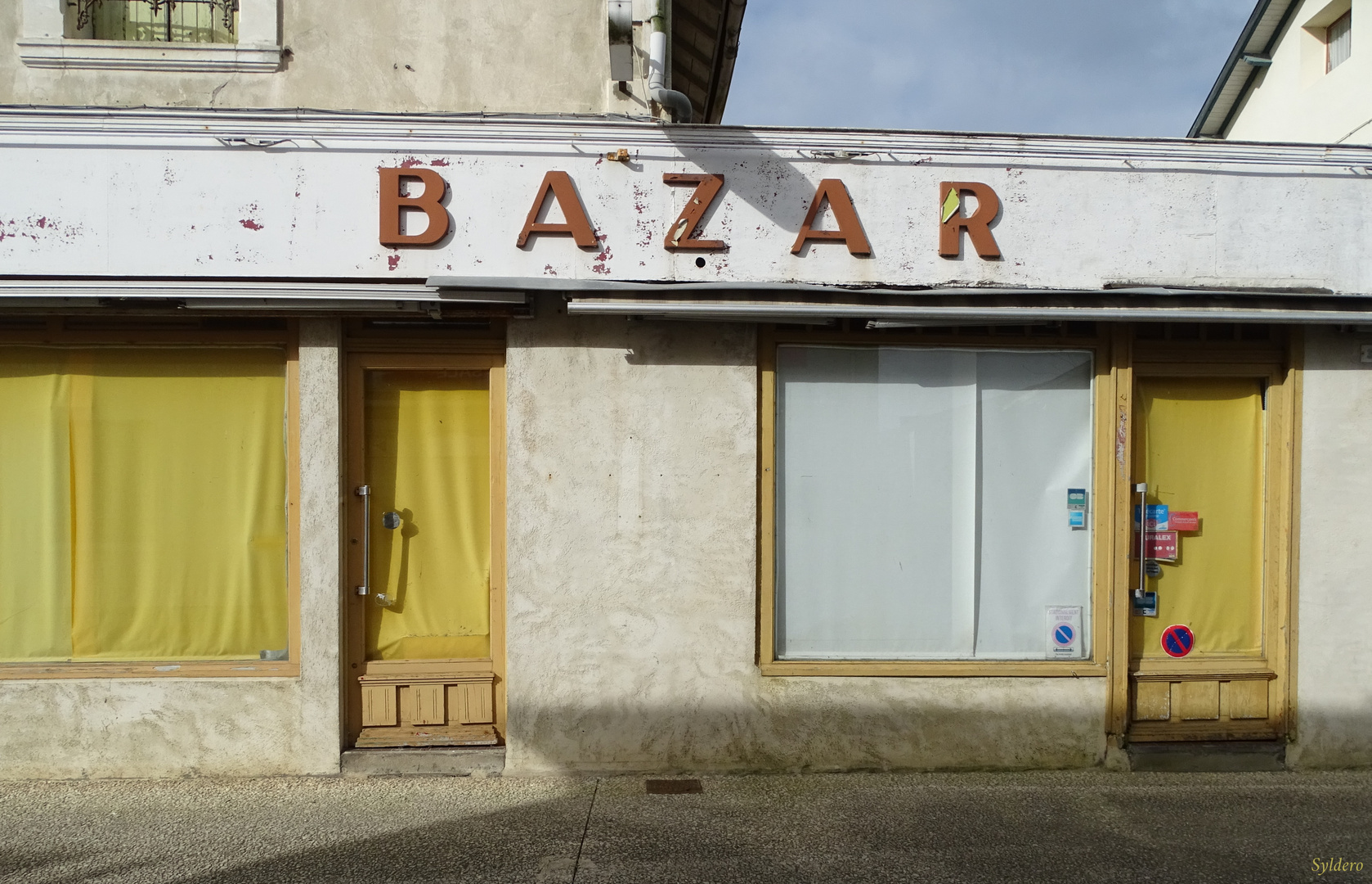 C'est le BAZAR