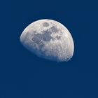 C'est l'heure bleue pour la Lune.