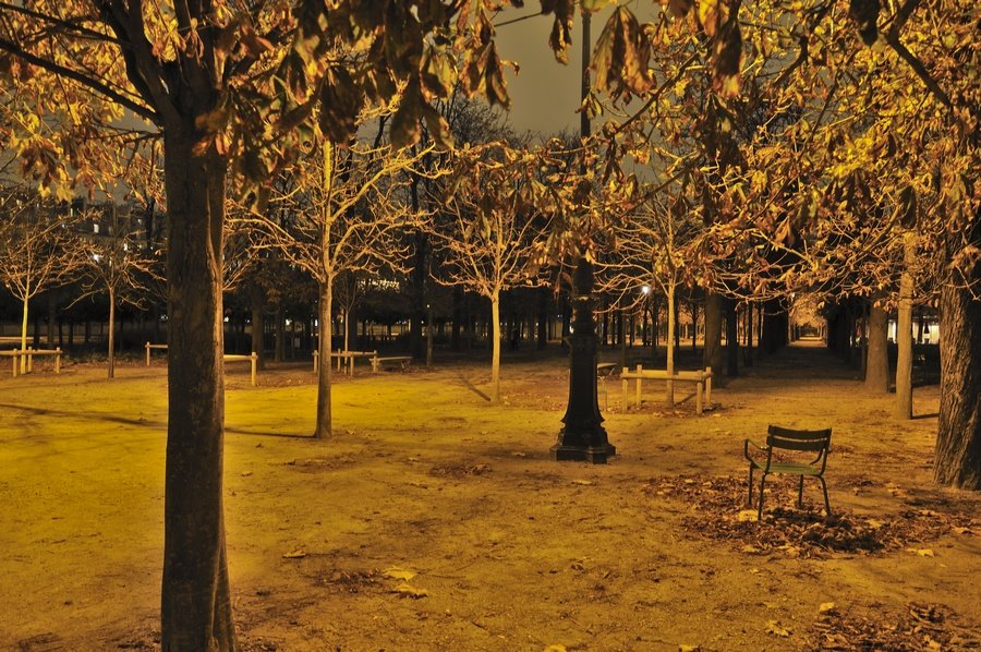 C'est l'heure de la Fermeture au Jardin des Tuileries