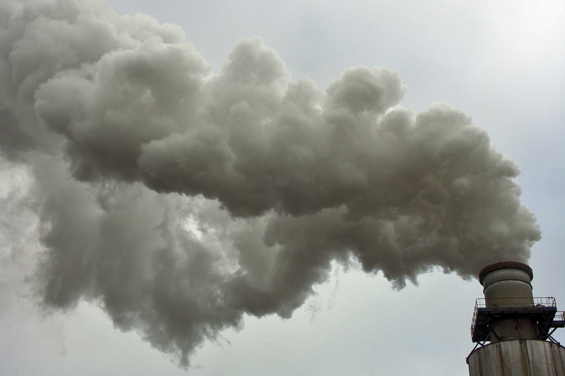 c'est l'histoire d'une cheminée qui revait de fabriquer des nuages...