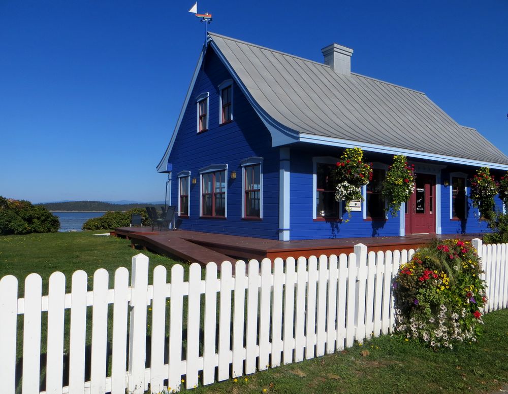 c'est une maison bleue !!! photo et image architecture, sujets Images