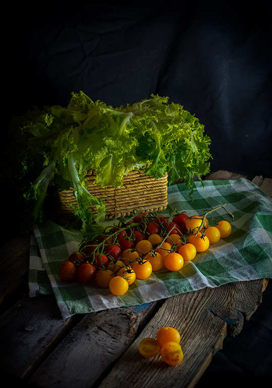 cesto con verduras