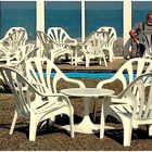 C'était encore l'été au bar de la plage