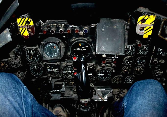CF100 cockpit