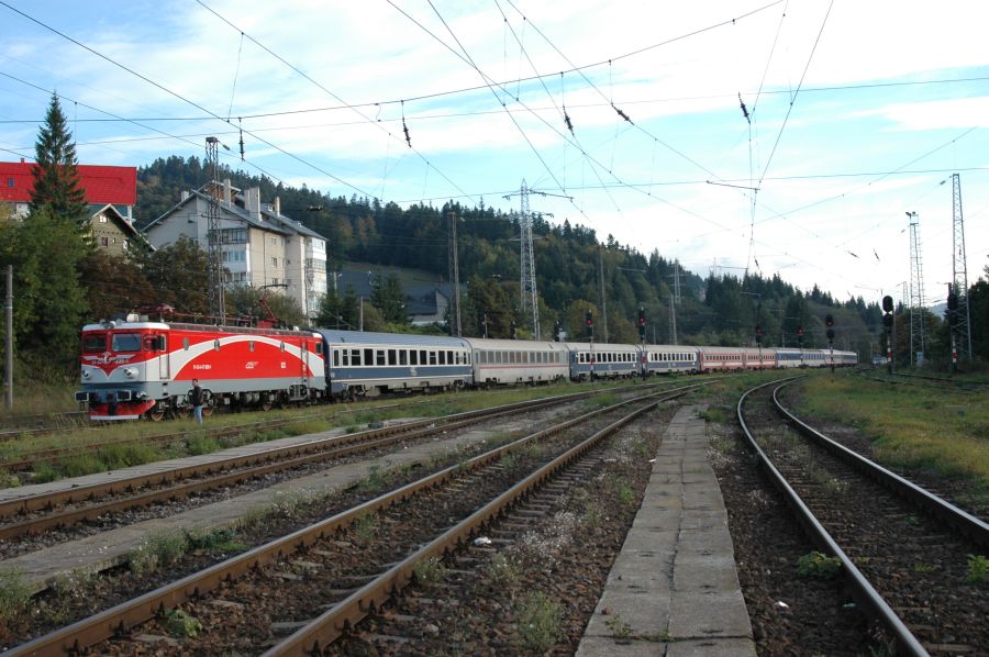 CFR fast train " Dacia" in Predeal station