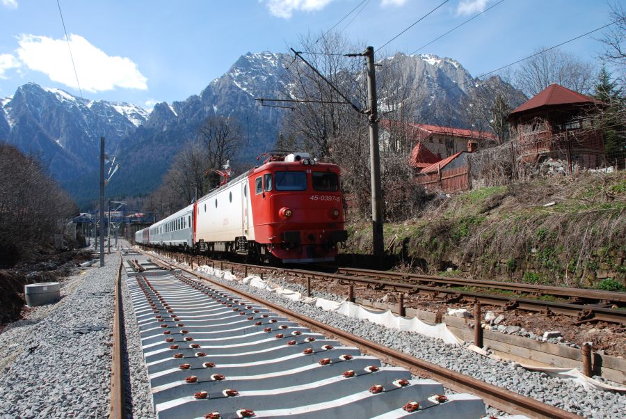 CFR Fast Train near Busteni station