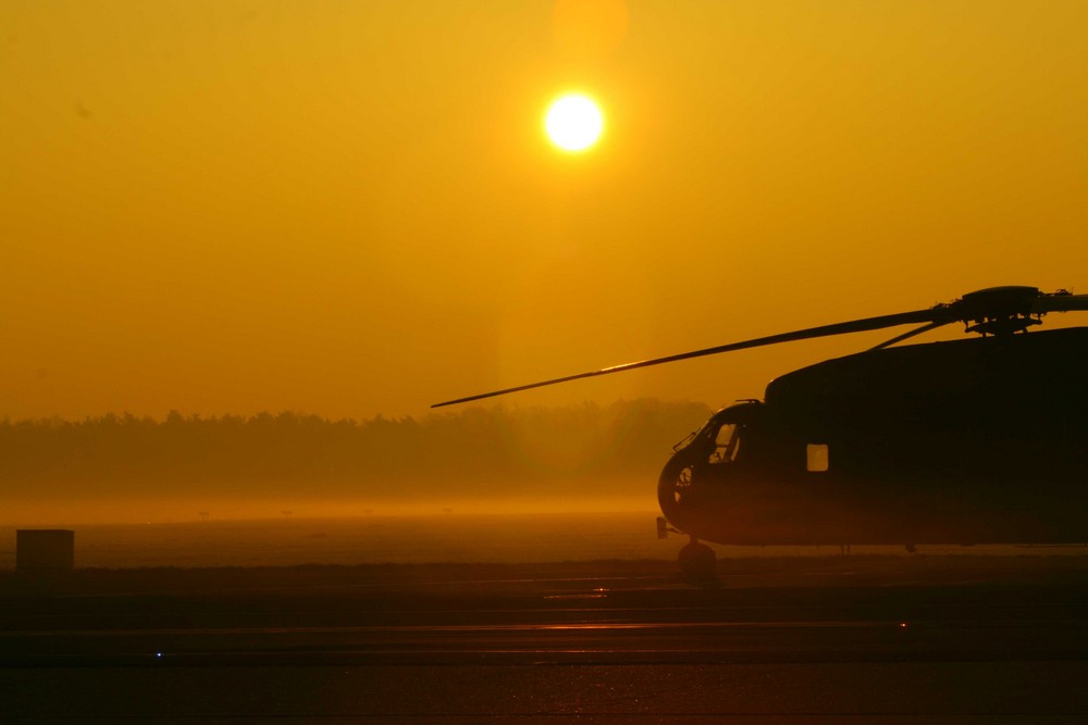 CH 53 G im Sonnenaufgang