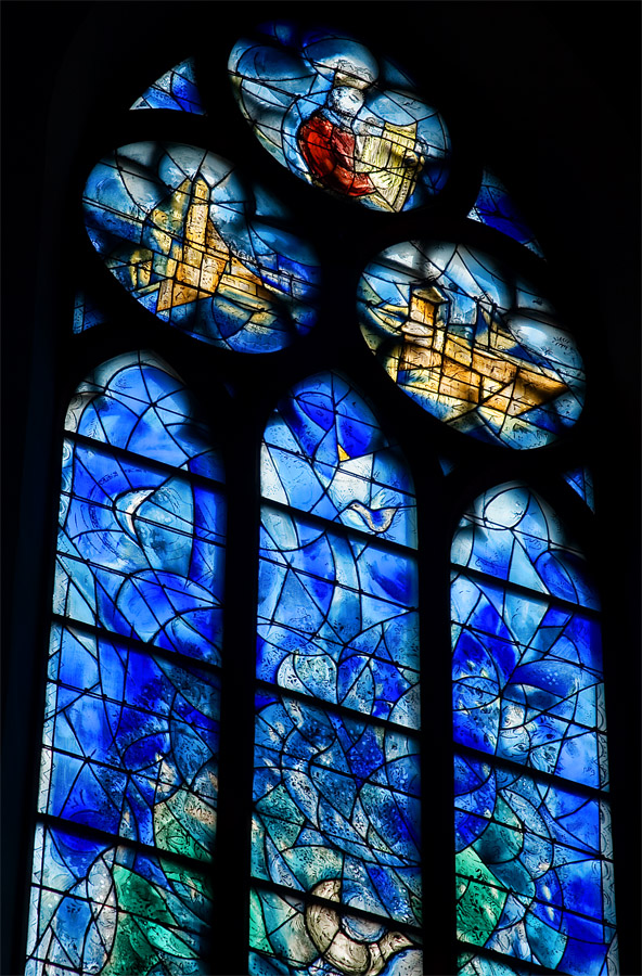 Chagall Fenster in St. Stephan 2