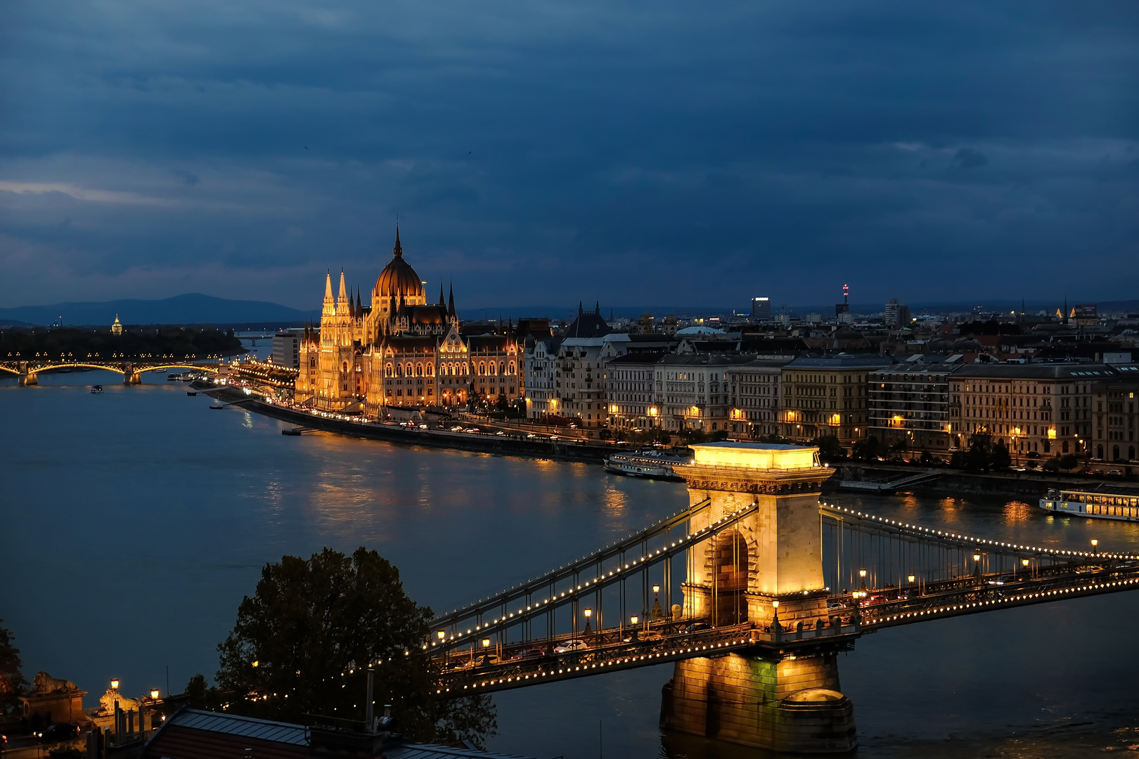 Chain-Bridge and Parliament Budapest