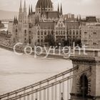 Chain Bridge and Parliament building