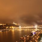 Chainbridge mit Feuerwerk