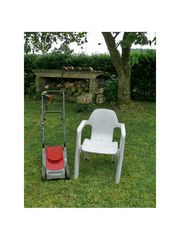 chair daddy posing with his buddy Uniropa (nice name for a lawn mower)