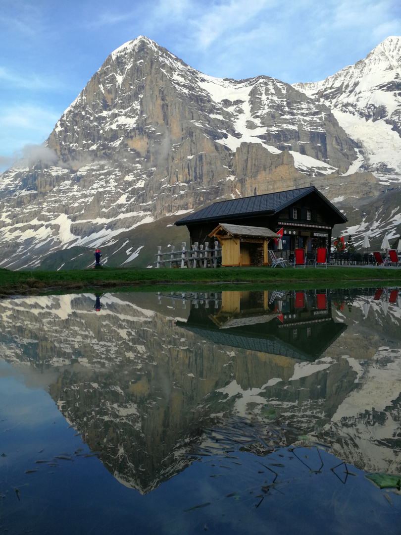 Chalet vor der Eigerwand