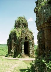 Cham Tempel, My Son 2