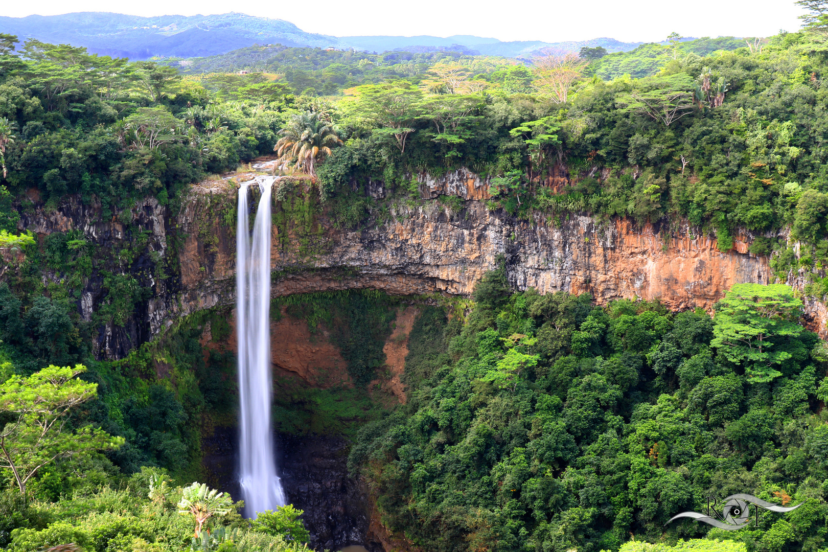 Chamarel Falls