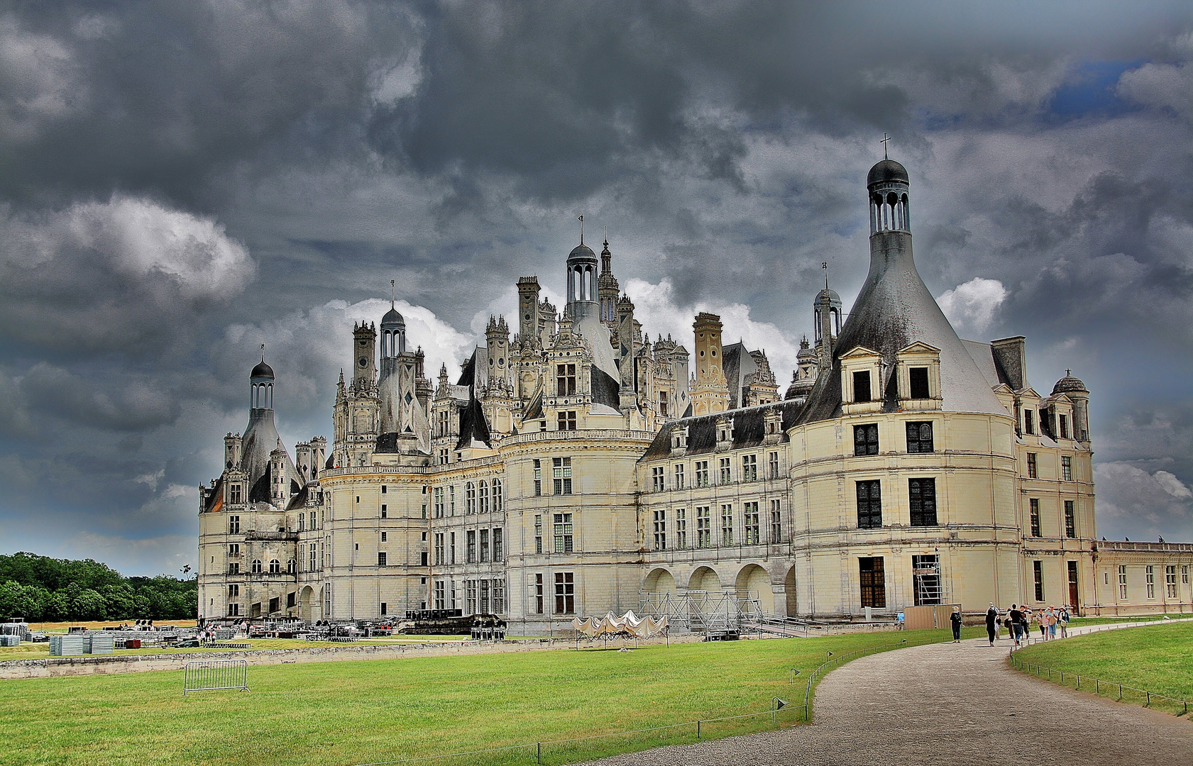 chambord bei gewitterstimmung