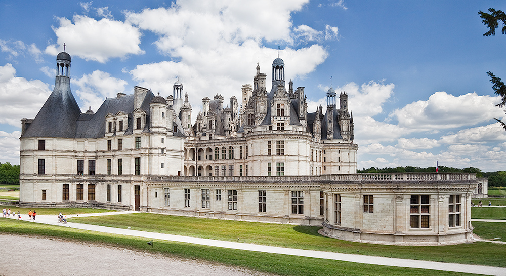 Chambord - Light and Shadows