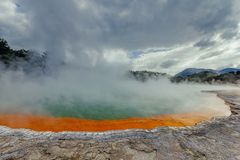 +++ Champagne Pool +++