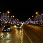 Champs Elisées by night