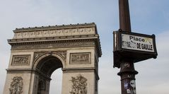 Champs Élysées - Place Charles de Gaulle - Arc de Triomphe - 03