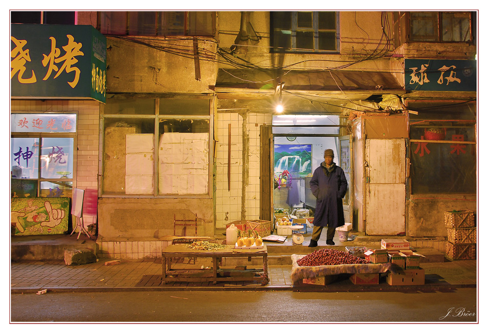 Changchun; China ; 2006; Gemüseverkäuferin