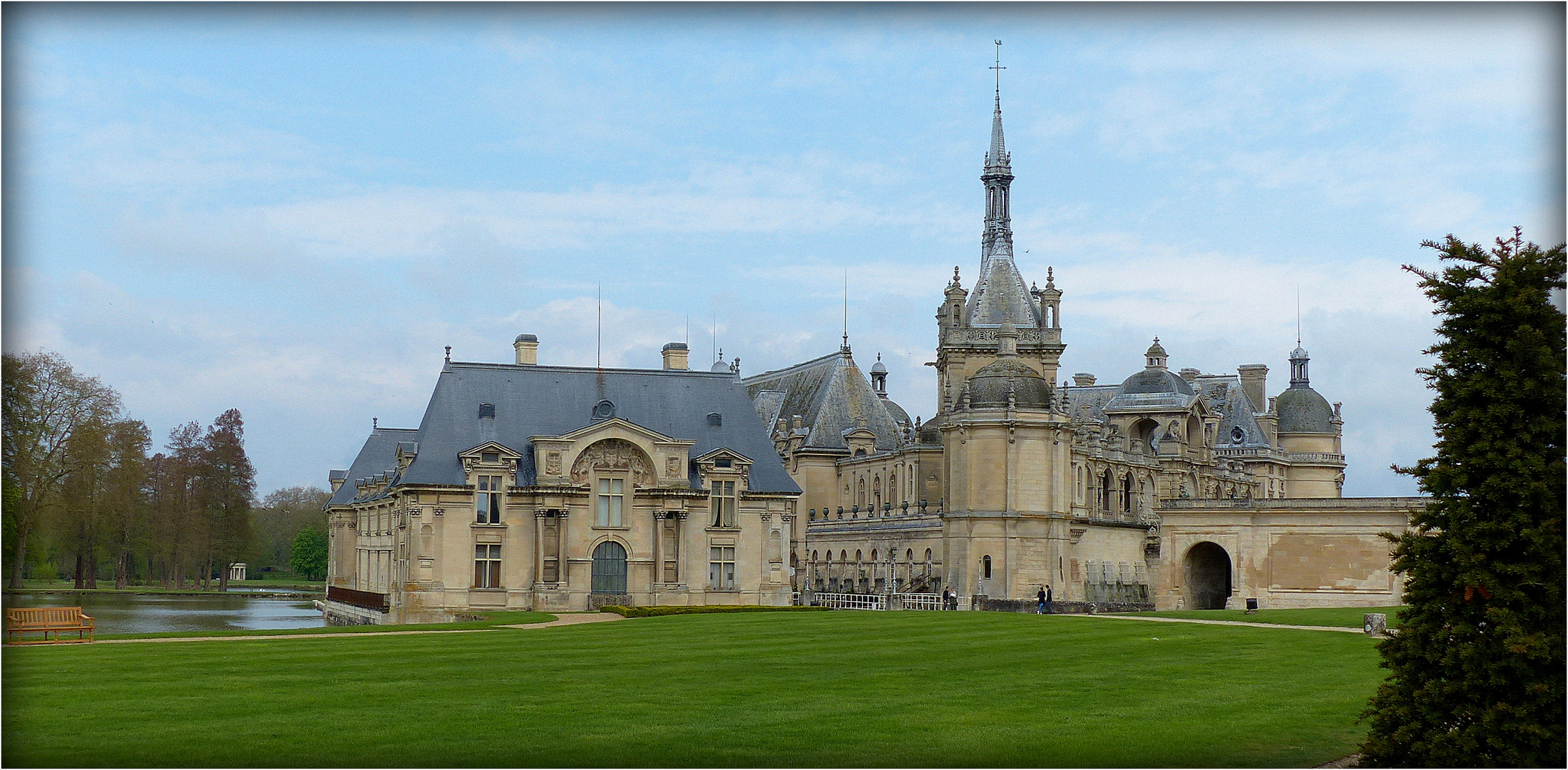 CHANTILLY - 2 - 