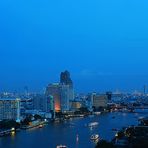 Chao Praya by night - Bangkok