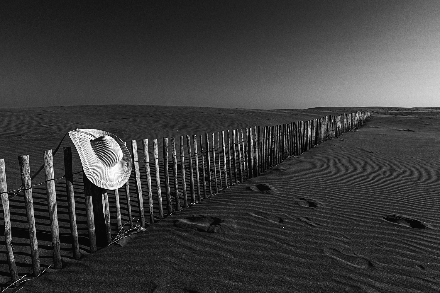 Chapeau et ganivelles