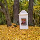 Chapel and colors of autumn.