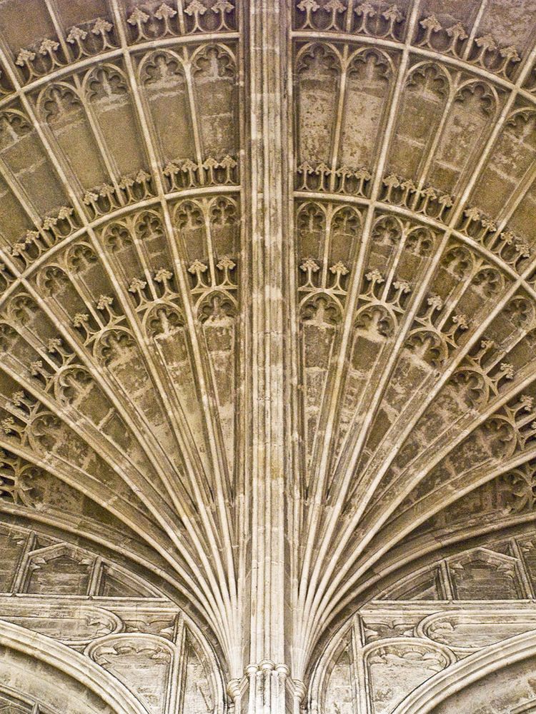 Chapelle de King’s College --  Un des piliers et son architecture de voûte en éventail