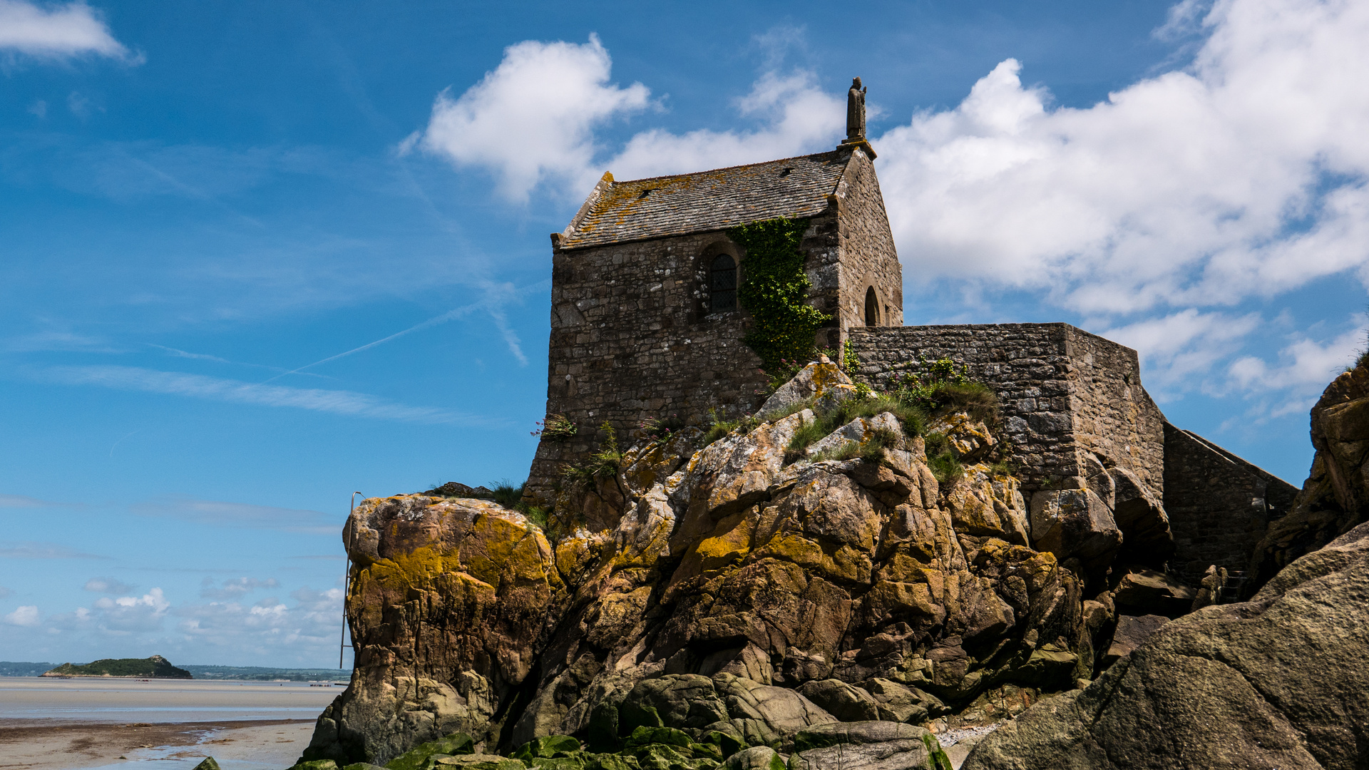 chapelle saint-aubert du mont-saint-michel 